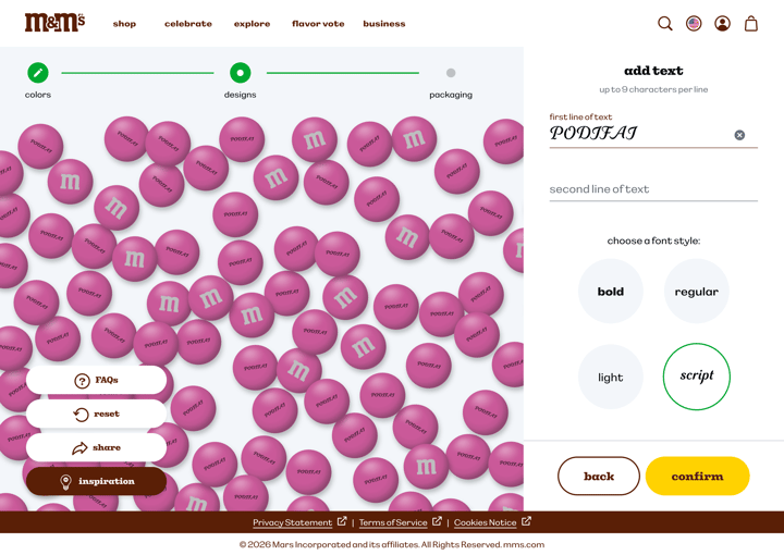 M&M'S store product customization example — food & beverage with personalized and custom print